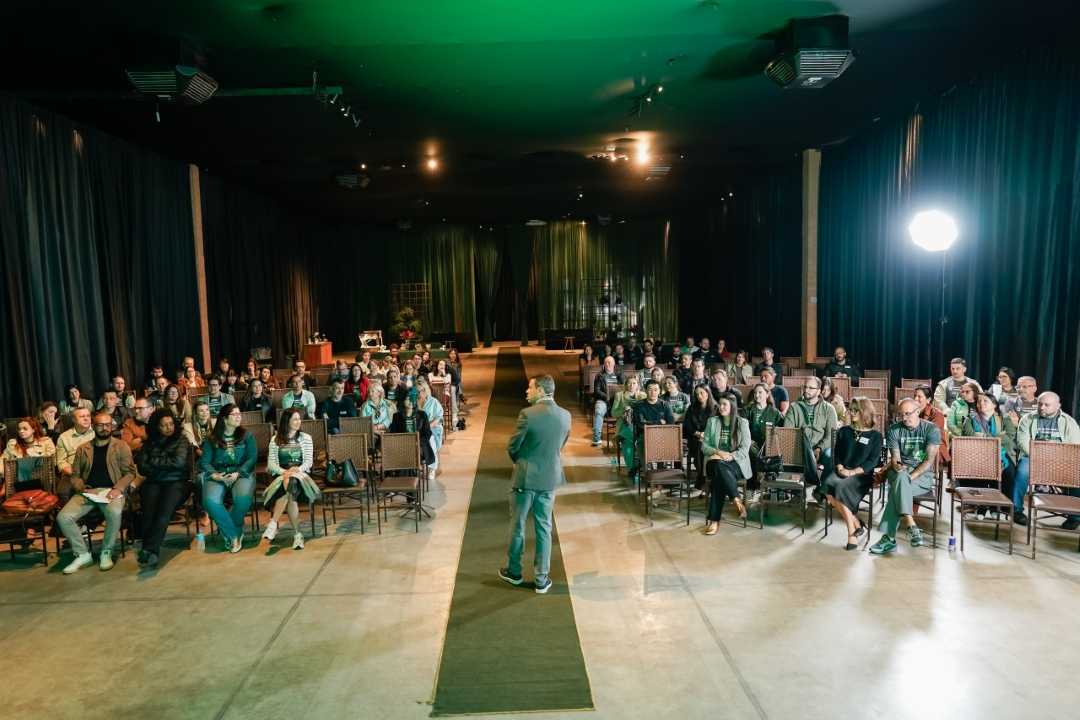 Equipe em evento de relacionamento Ecodecor